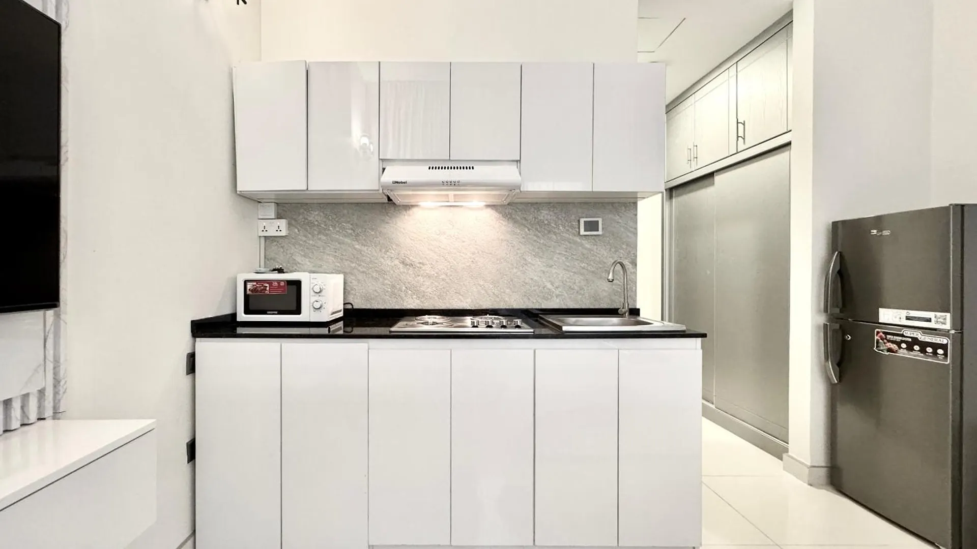 Al Manara Premium Deluxe Studio Dubai Apartment